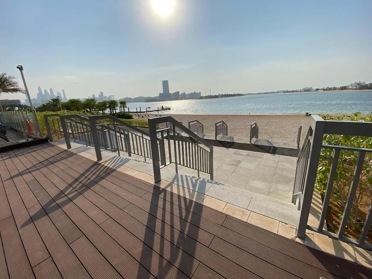 Apartment Entire House In Palm Jumeriah With Direct Access To The Beach Dubai
